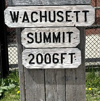 Wachusett Mountain Summit Sign