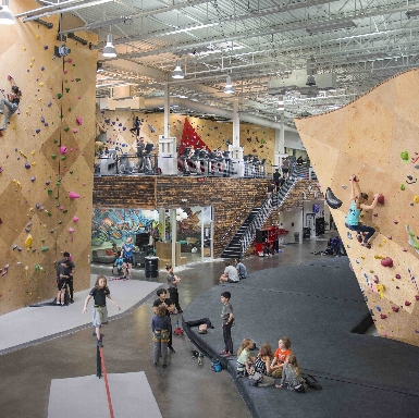 Photo of Boston Bouldering Project Top Rope/ AutoBelay/ Bouldering Walls