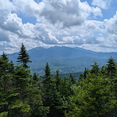 Northern Presidentials from Mt. Crescent